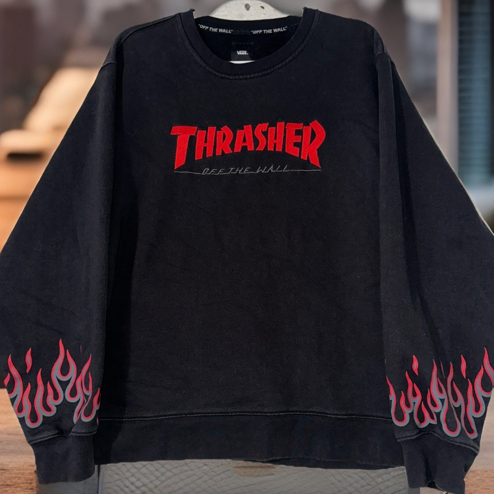 EUC Men's Vans Thrasher Off The Wall Black Flame Sweatshirt | Embroidered Med